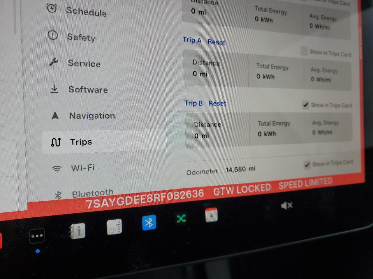 2024 TESLA MODEL Y  VIN:7SAYGDEE8RF082636