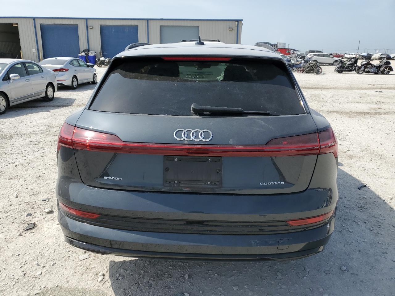 2022 AUDI E-TRON PREMIUM PLUS VIN:WA1LAAGE6NB010328