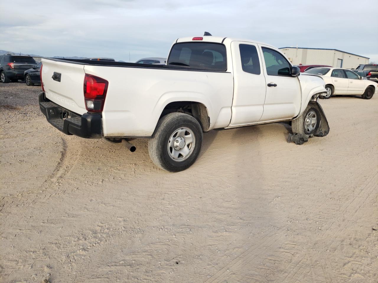 2022 TOYOTA TACOMA ACCESS CAB VIN:3TYRX5GN0NT056580