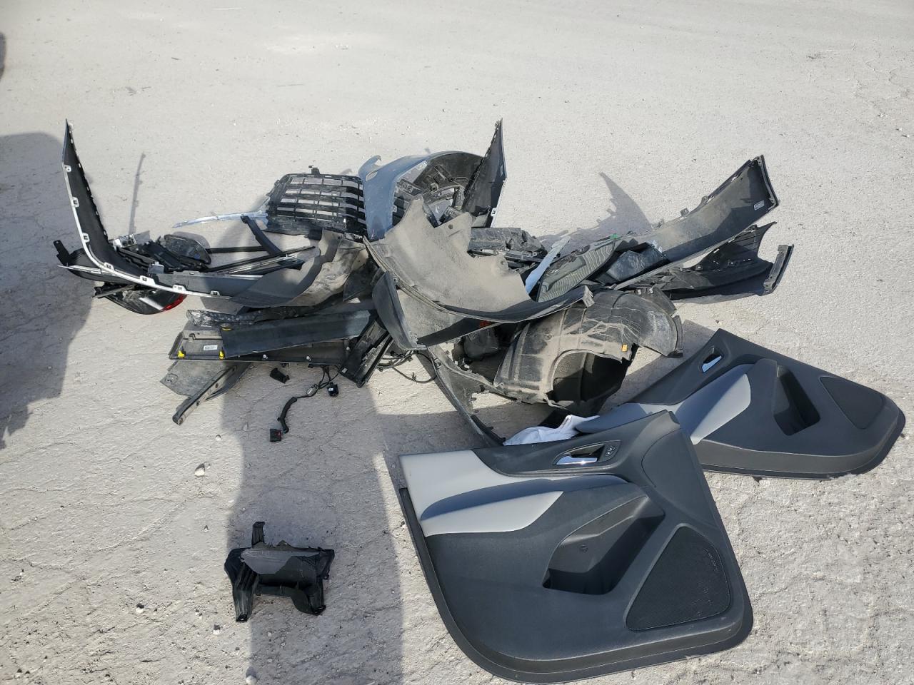 2023 CHEVROLET EQUINOX LT VIN:3GNAXUEGXPL189399