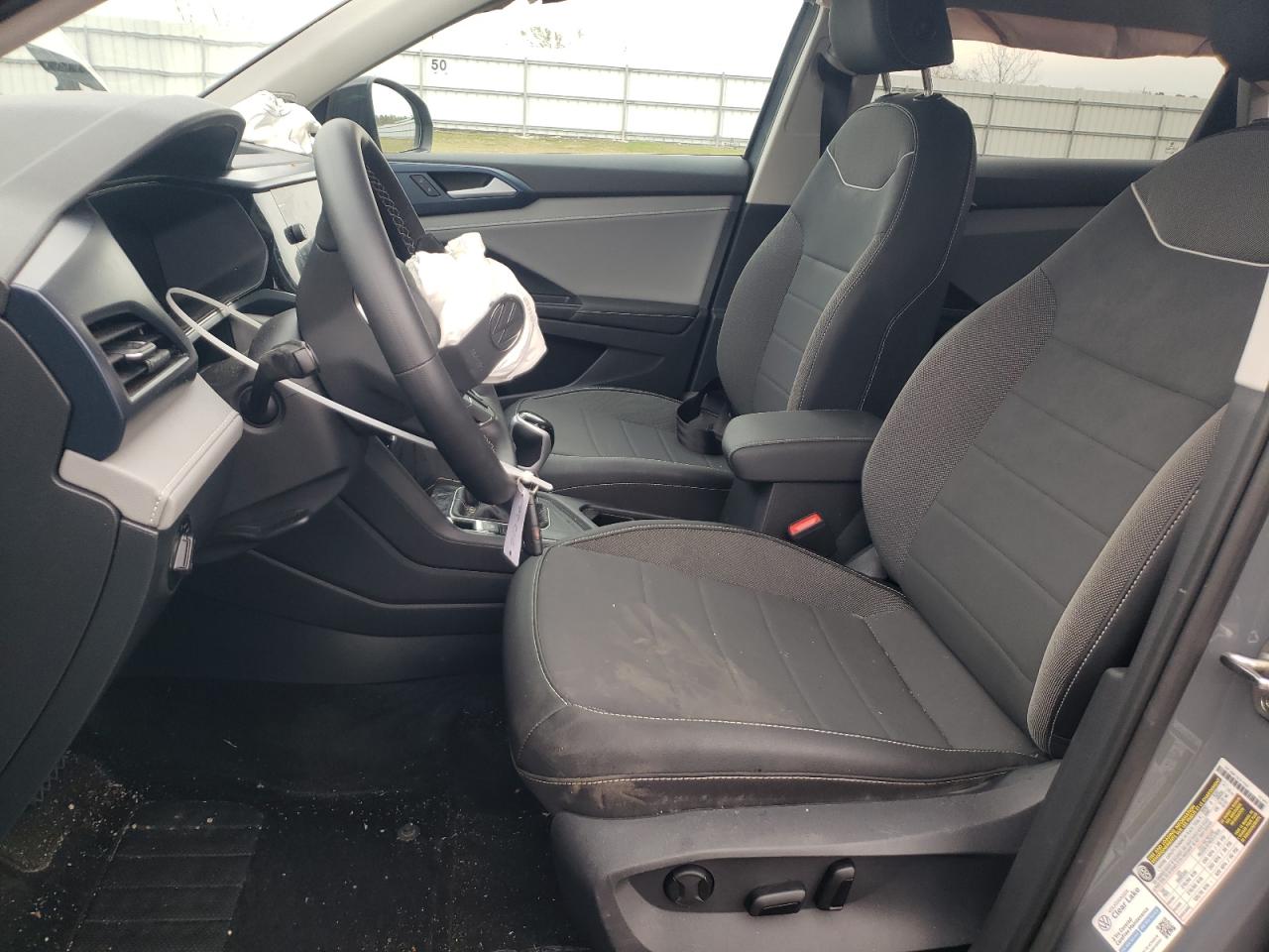 2024 VOLKSWAGEN TAOS SE VIN:3VVEX7B29RM095551