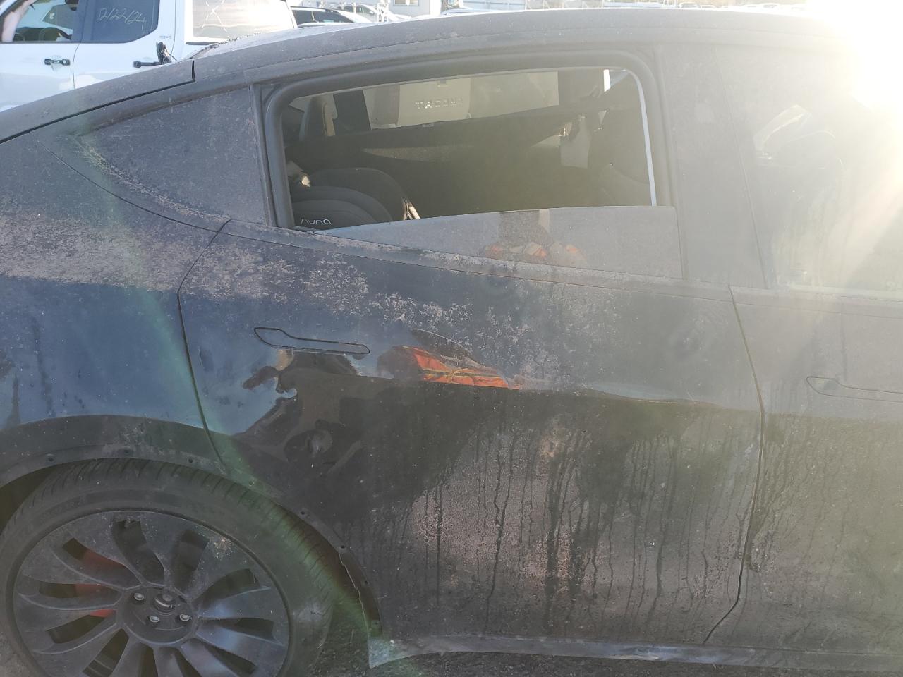 2023 TESLA MODEL Y  VIN:7SAYGDEF5PF966796