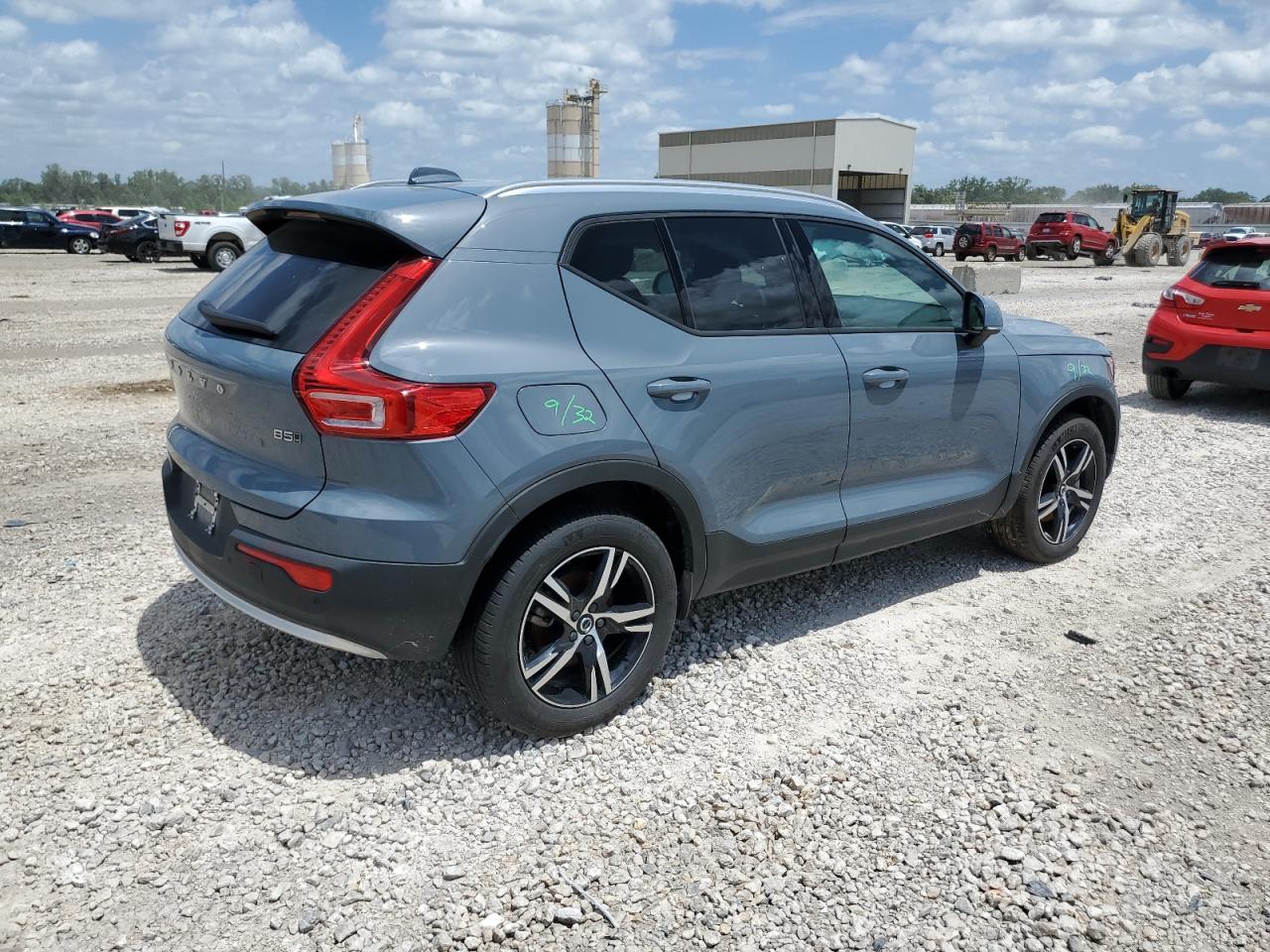 2023 VOLVO XC40 CORE VIN:YV4L12UK7P2053548