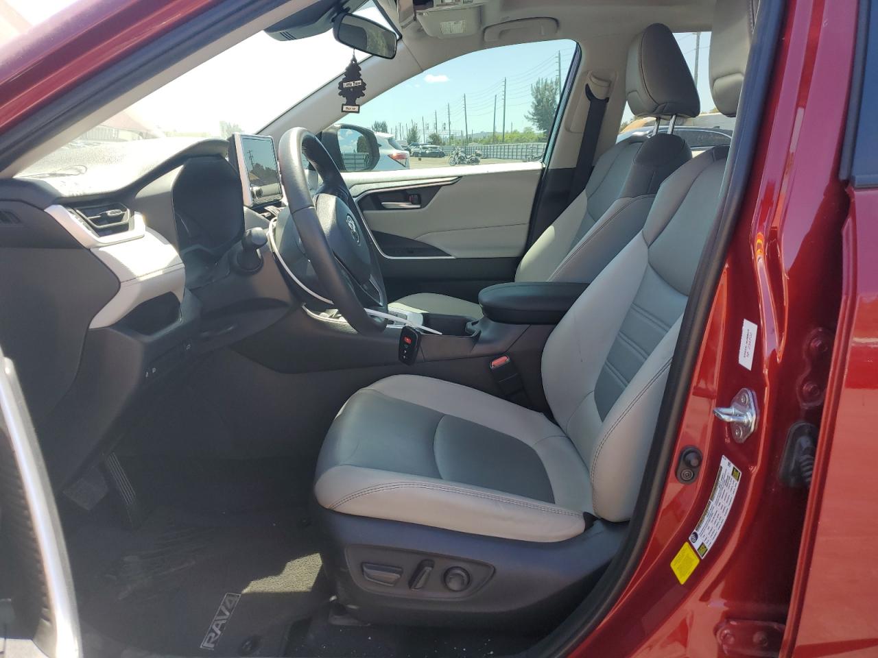 2023 TOYOTA RAV4 XLE PREMIUM VIN:2T3C1RFV7PW283682