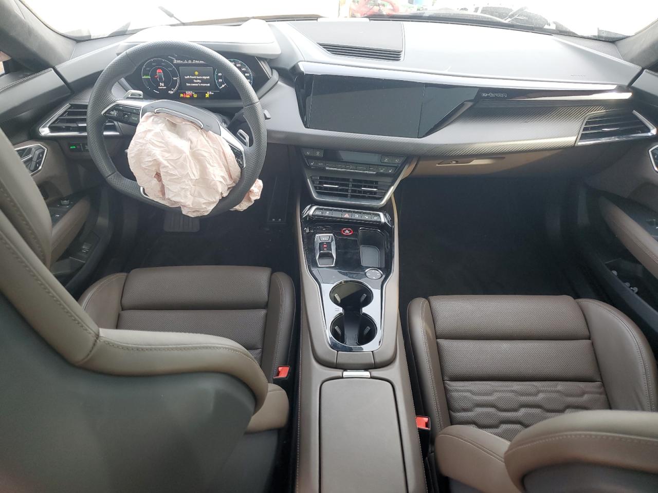 2024 AUDI RS E-TRON GT  VIN:WAUBHBFW5R7900466
