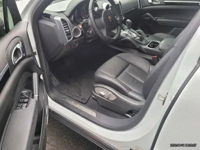 2014 Porsche Cayenne VIN: