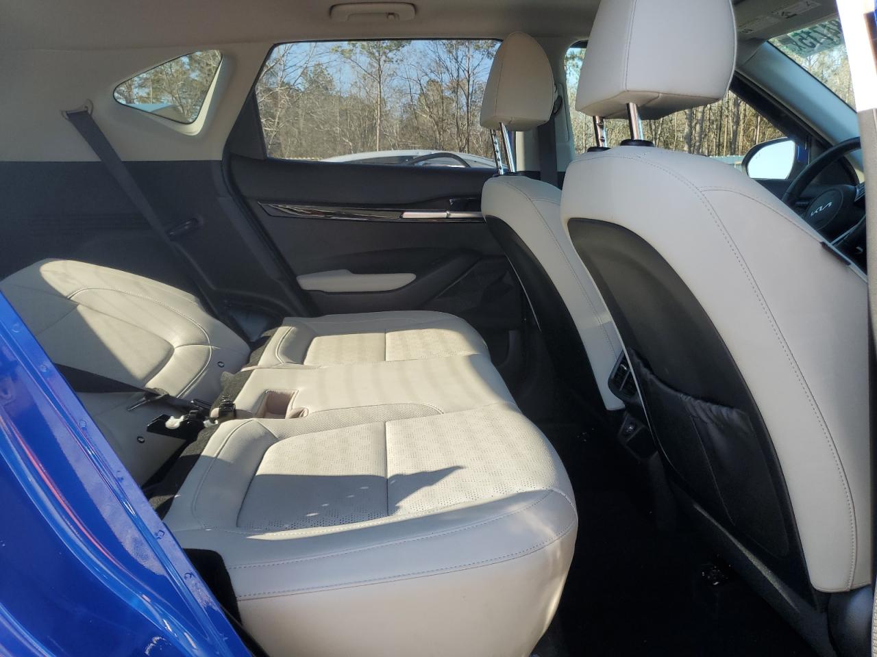 2023 KIA SELTOS EX VIN:KNDERCAA4P7462308