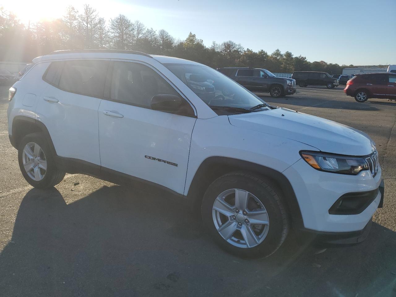 2022 JEEP COMPASS LATITUDE VIN:3C4NJDBB9NT135271