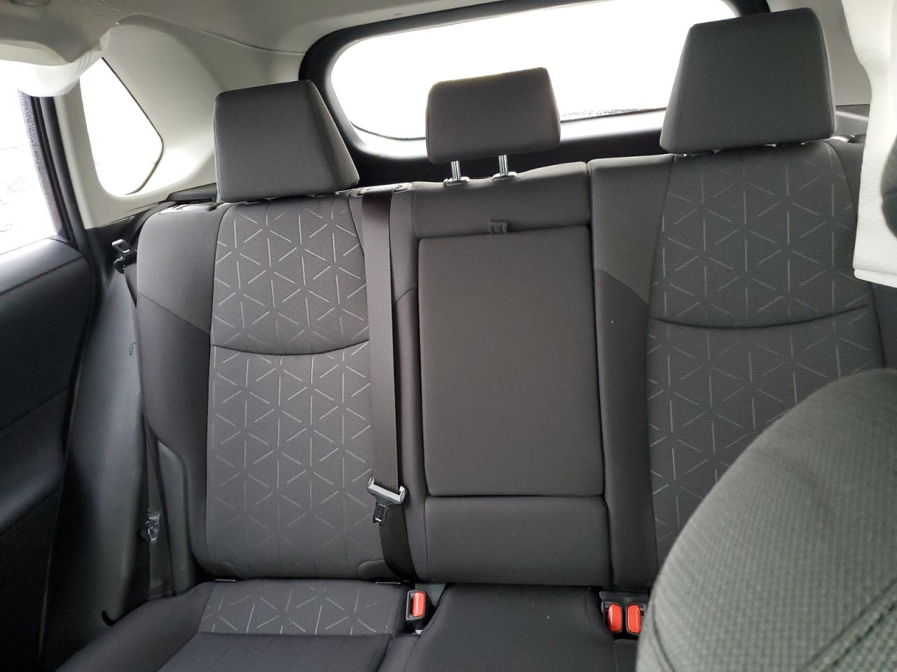 2024 TOYOTA RAV4 XLE VIN:JTMRWRFV0RD241754