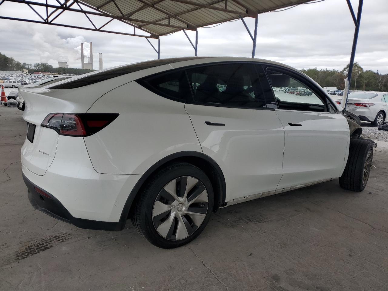2023 TESLA MODEL Y  VIN:7SAYGDEE8PF771184