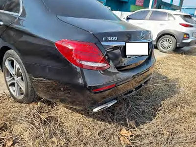 2017 Mercedes-Benz E 300 WDDZF4KB1HA197090 VIN:WDDZF4KB1HA197090