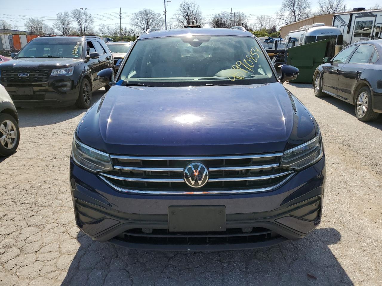 2023 VOLKSWAGEN TIGUAN SE VIN:3VVNB7AX8PM112428