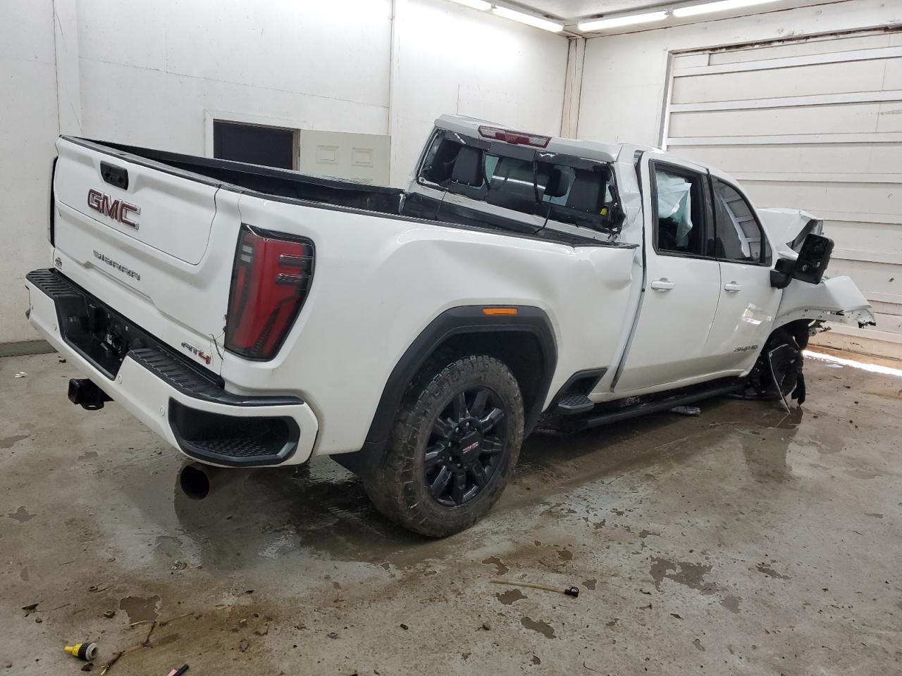 2024 GMC SIERRA K2500 AT4 VIN:1GT49PEY7RF122167