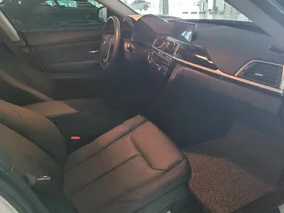 2019 BMW 320 NONE VIN: