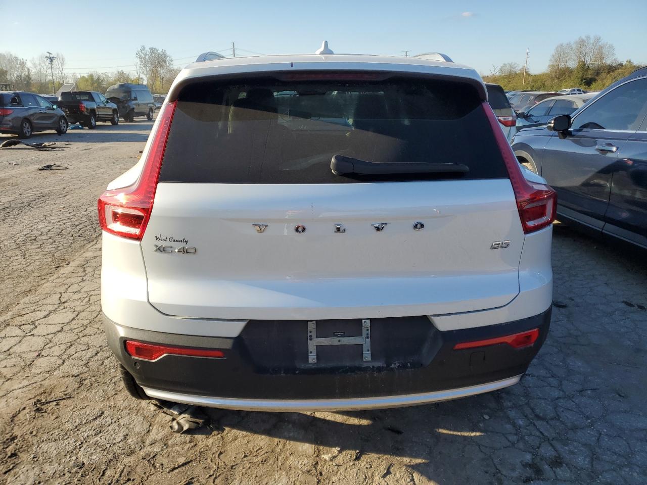 2023 VOLVO XC40 PLUS VIN:YV4L12UN9P2911905