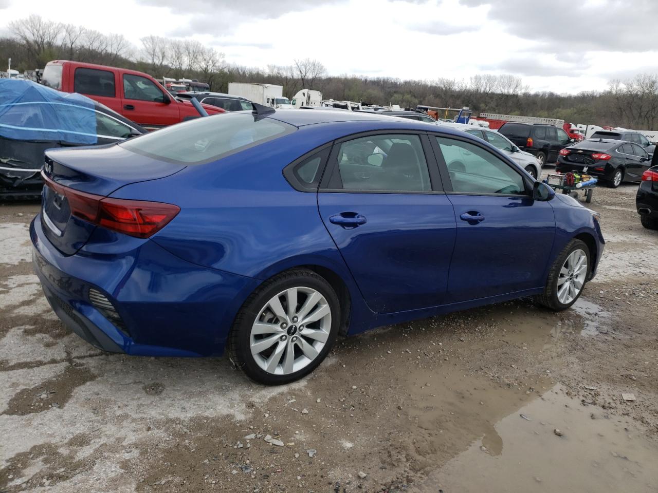 2022 KIA FORTE FE VIN:3KPF24AD7NE458887