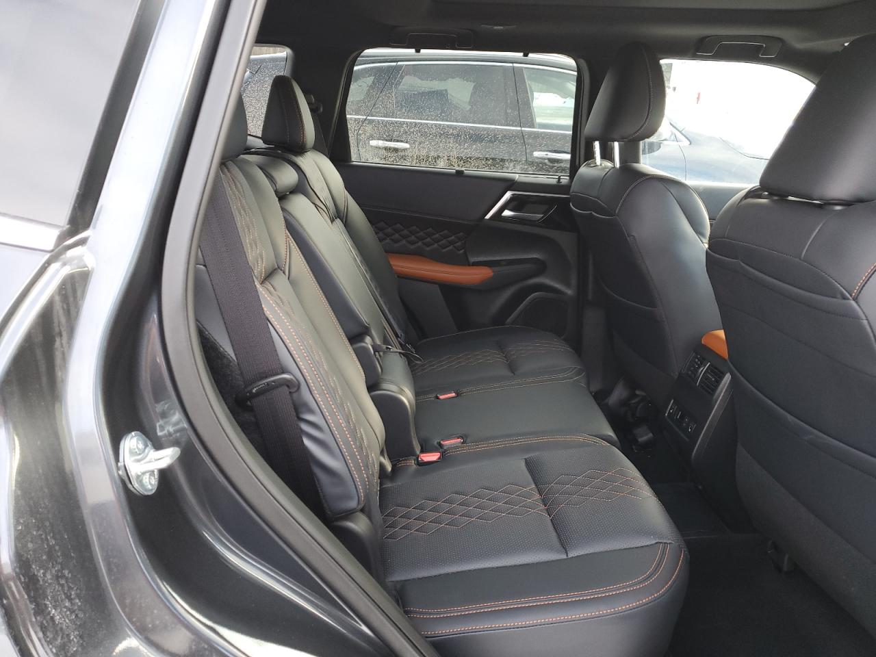 2024 MITSUBISHI OUTLANDER SEL VIN:JA4T5WA90RZ629095