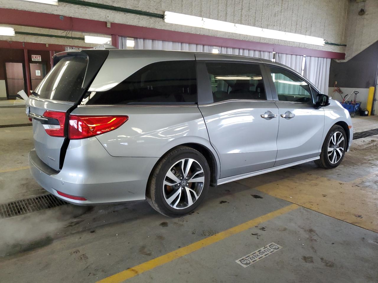 2024 HONDA ODYSSEY TOURING VIN:5FNRL6H81RB030537