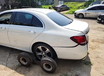 2017 Mercedes-Benz E 300 WDDZF4JB8HA162046 VIN:WDDZF4JB8HA162046