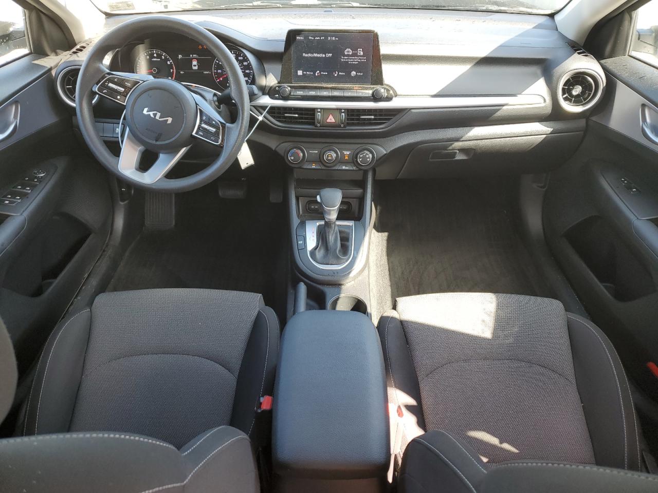 2022 KIA FORTE FE VIN:3KPF24AD1NE460618