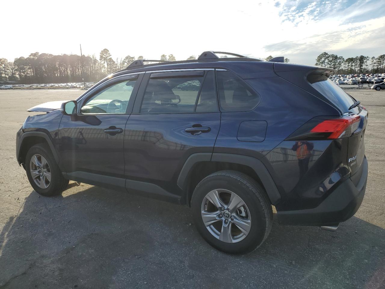 2023 TOYOTA RAV4 XLE VIN:2T3W1RFV7PW262263