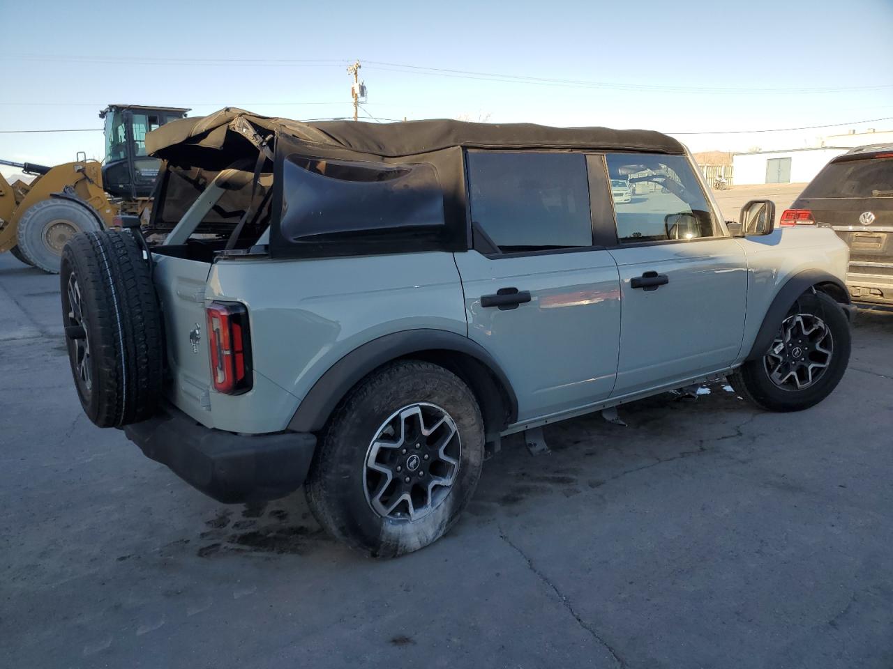 2022 FORD BRONCO BASE VIN:1FMDE5BH3NLA99823