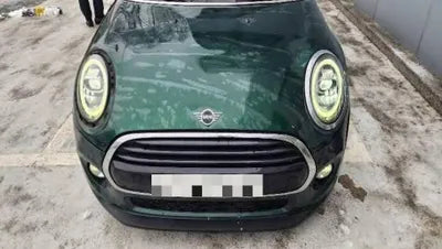 2018 MINI Cooper VIN: