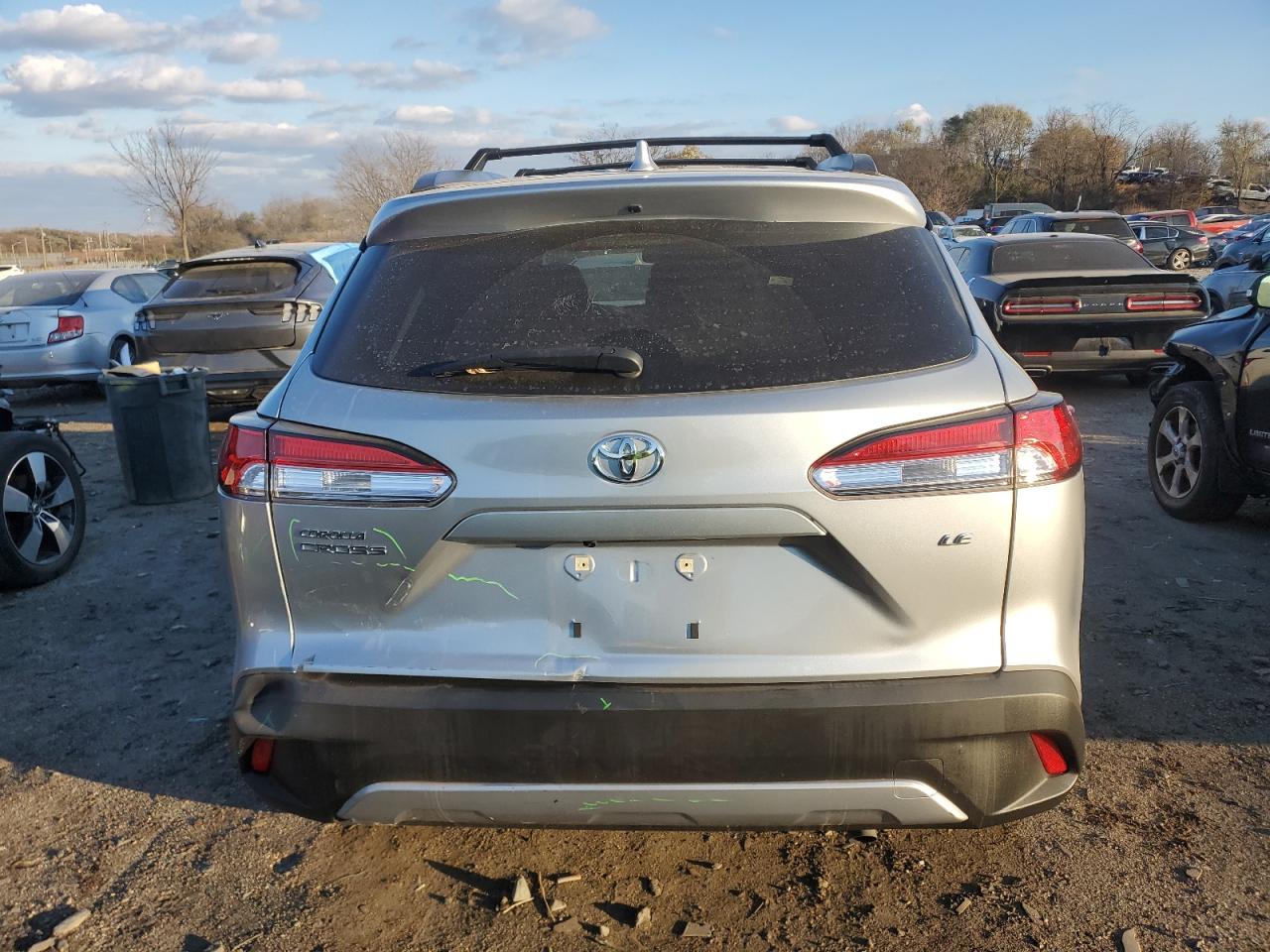 2022 TOYOTA COROLLA CROSS LE VIN:7MUCAAAG8NV020583