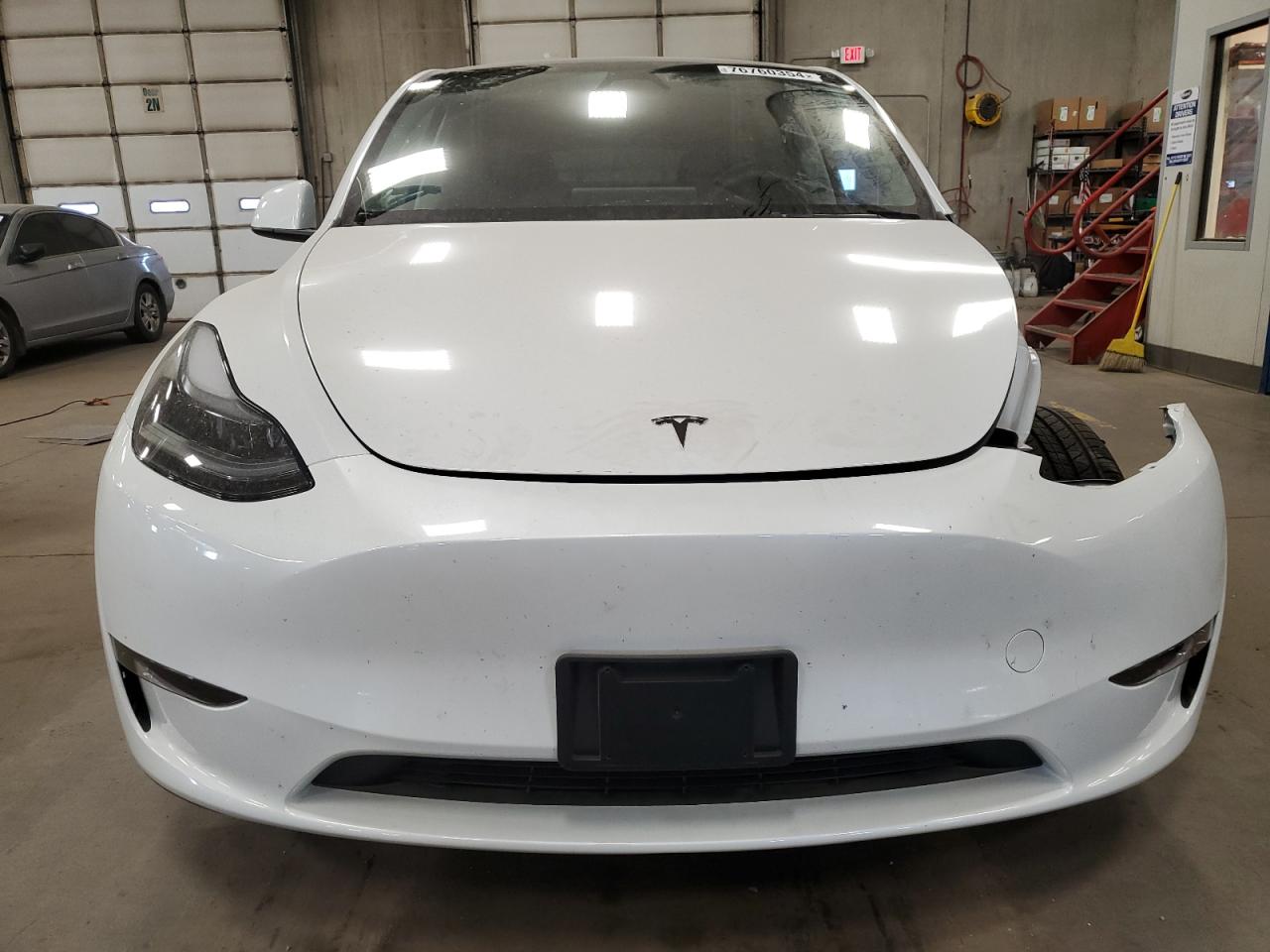 2024 TESLA MODEL Y  VIN:7SAYGDEEXRF154565