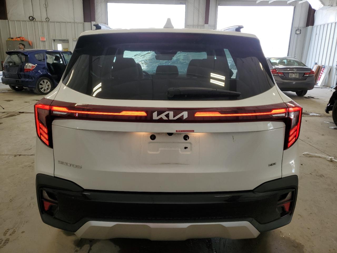 2024 KIA SELTOS EX VIN:KNDERCAA4R7575100