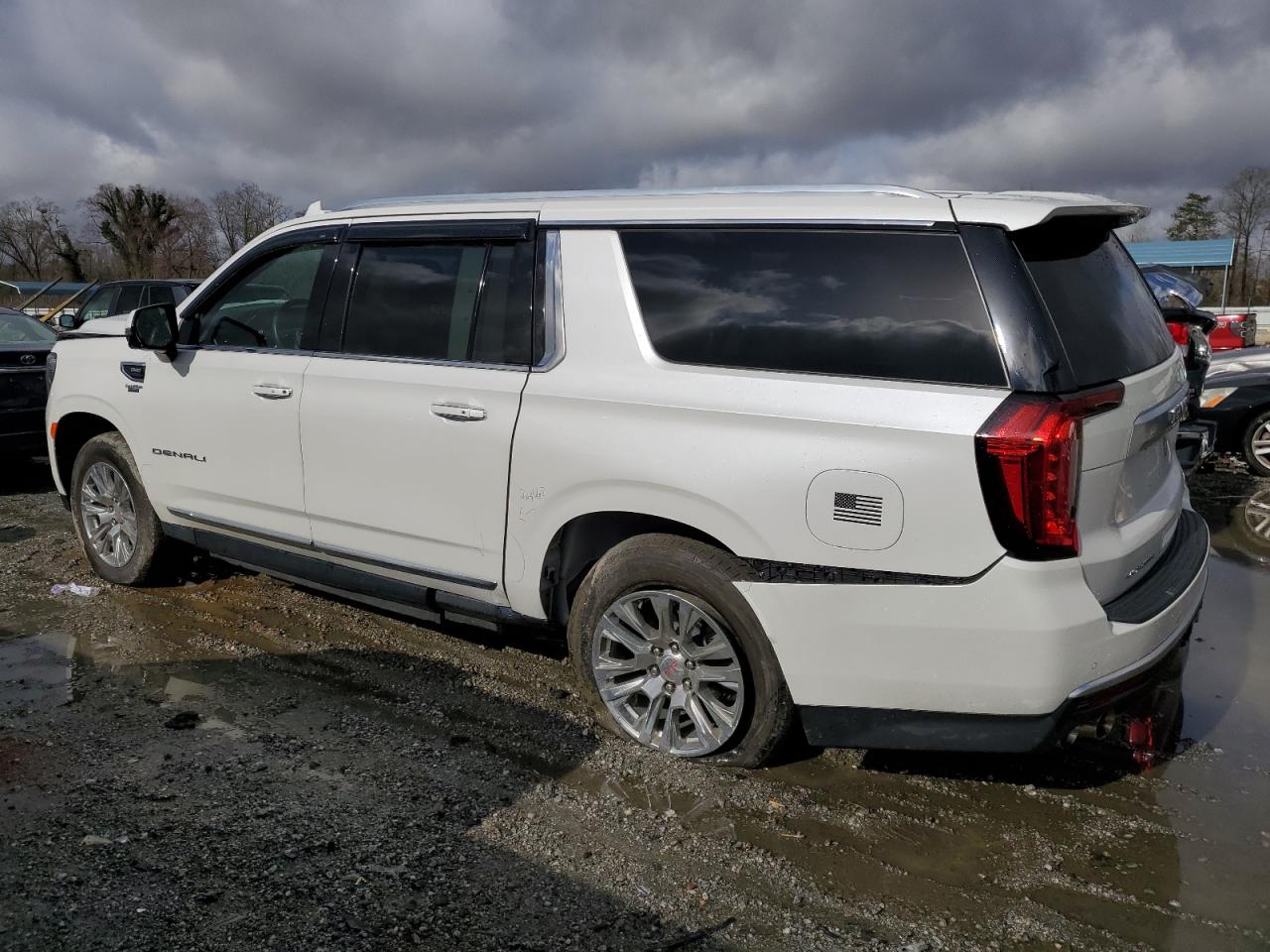 2022 GMC YUKON XL DENALI VIN:1GKS1JKL6NR152312