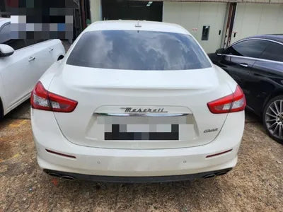 2018 Maserati Ghibli VIN: