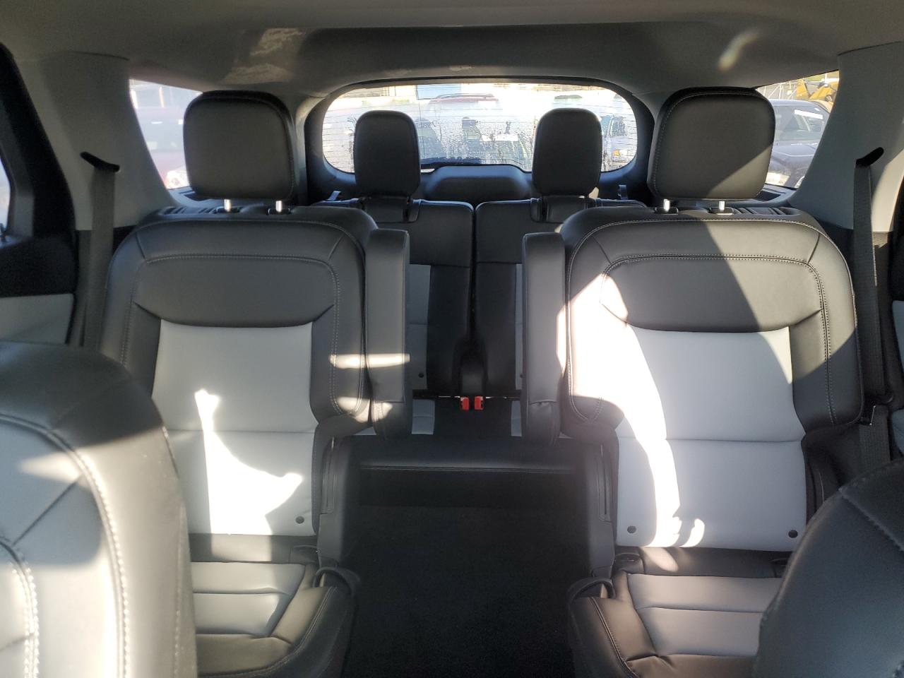 2023 FORD EXPLORER XLT VIN:1FMSK8DH8PGB30543