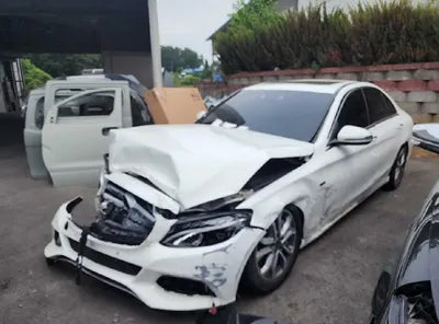 2018 Mercedes-Benz C 350 WDDWF4HB3JR410347 VIN:WDDWF4HB3JR410347