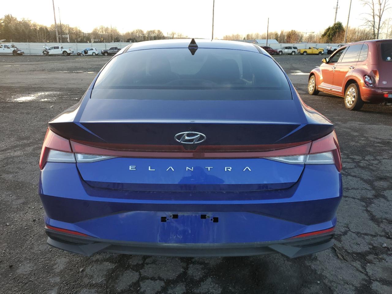 2023 HYUNDAI ELANTRA SEL VIN:4C8US2427TA001144