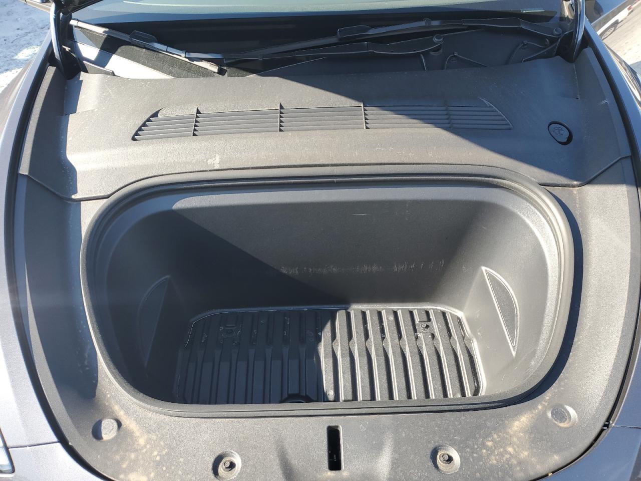 2023 TESLA MODEL Y  VIN:7SAYGAEE0PF908715