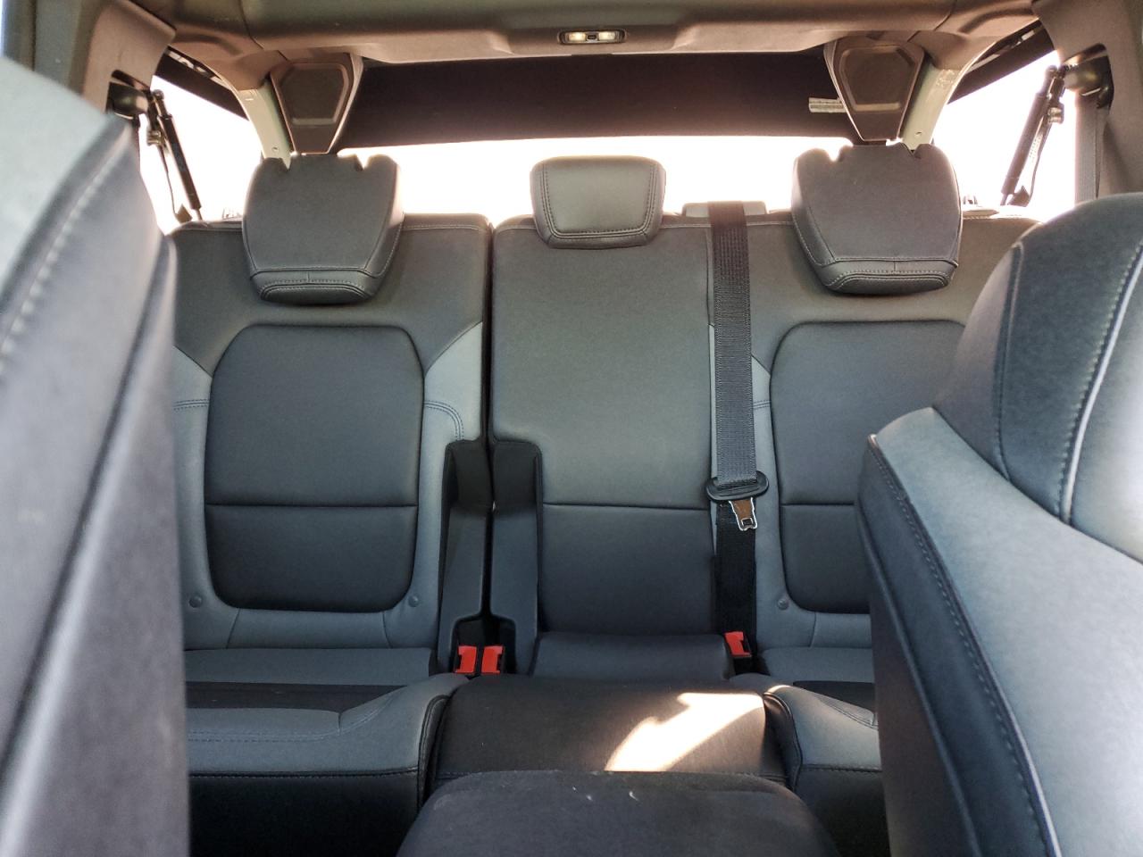 2023 FORD BRONCO BASE VIN:1FMEE5DP3PLB39118