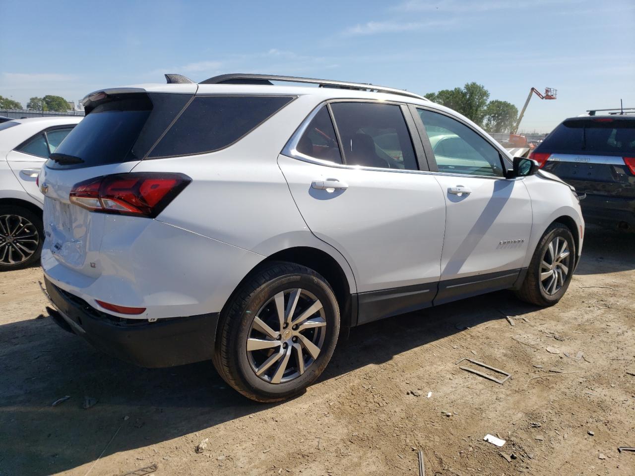 2022 CHEVROLET EQUINOX LT VIN:3GNAXKEV4NL262377