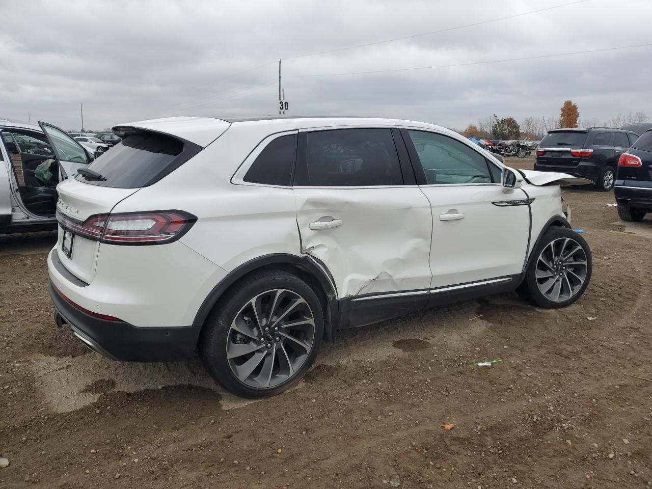 2022 LINCOLN NAUTILUS RESERVE VIN:2LMPJ8KP8NBL08544