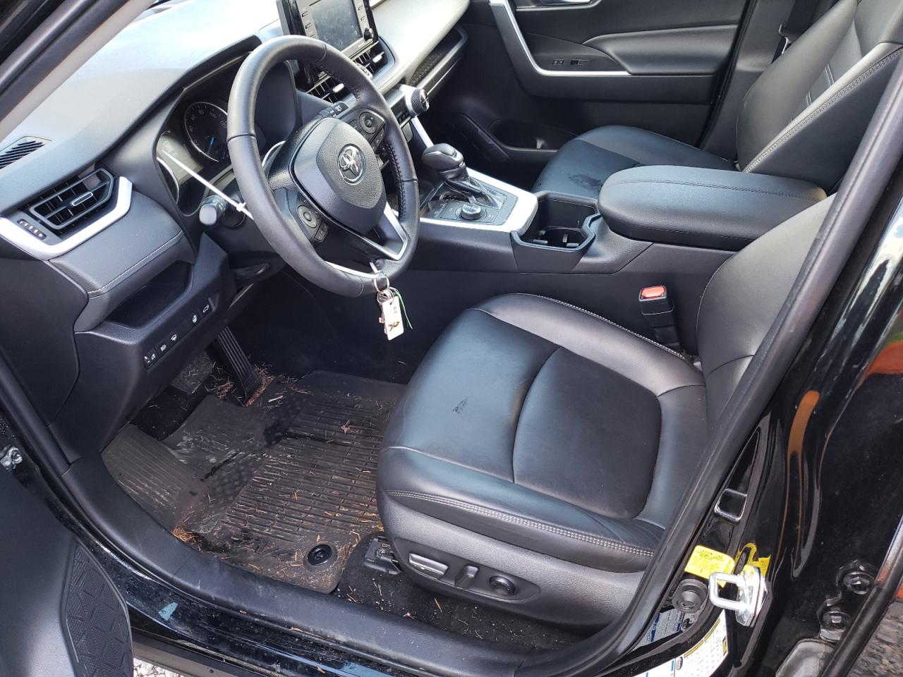 2022 TOYOTA RAV4 XLE PREMIUM VIN:2T3B6RFV0NW029984