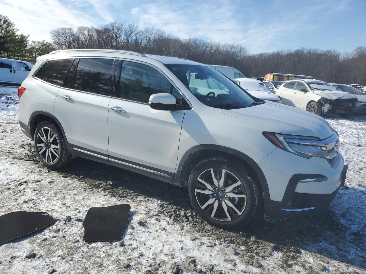 2022 HONDA PILOT TOURING VIN:5FNYF6H98NB011117