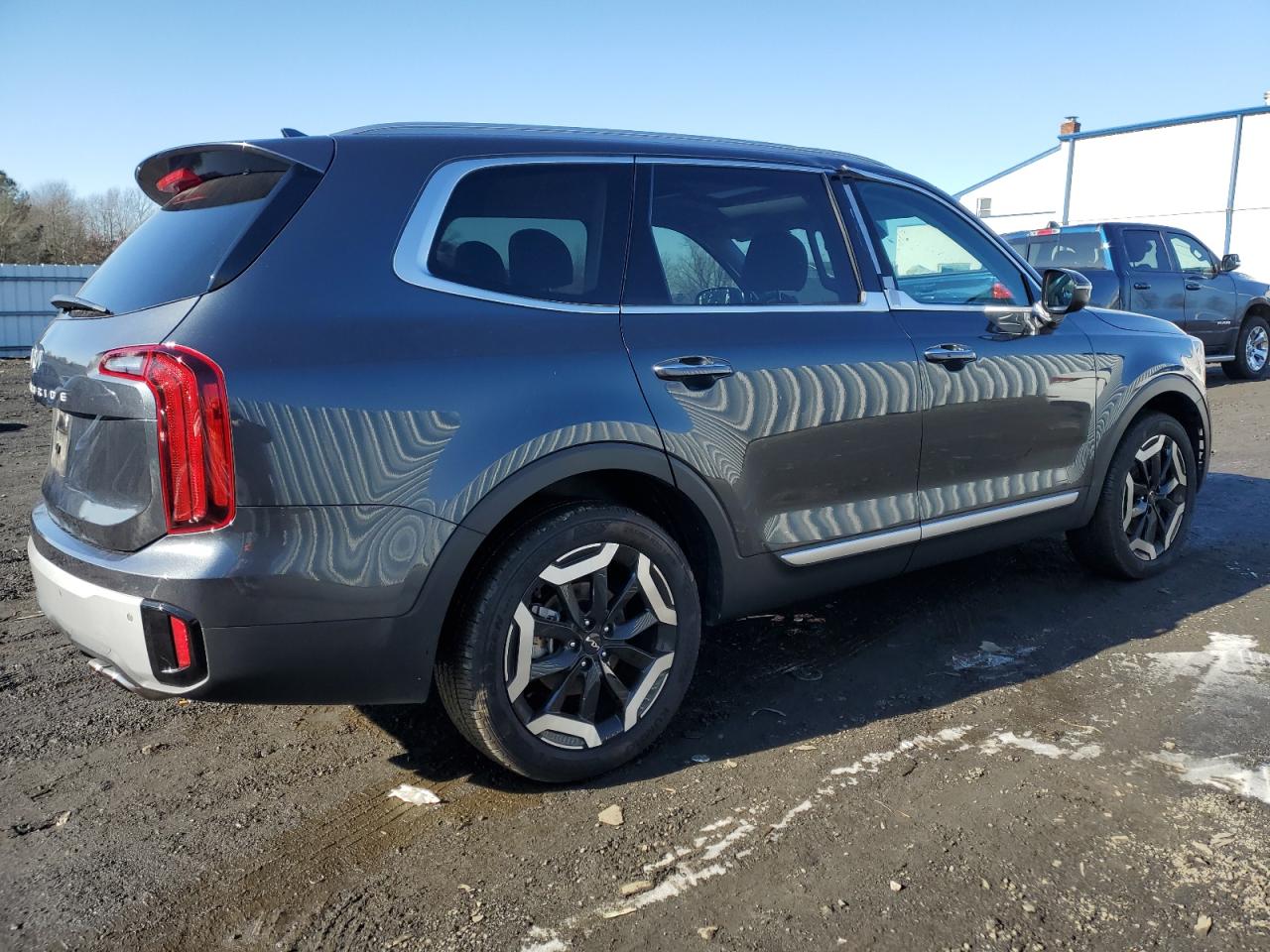 2024 KIA TELLURIDE S VIN:5XYP64GC2RG485480