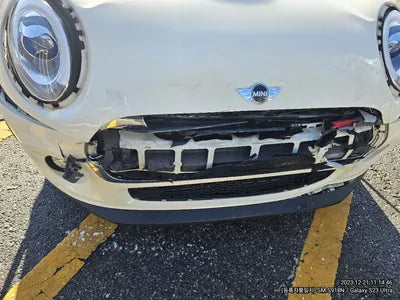 2018 MINI Cooper VIN: