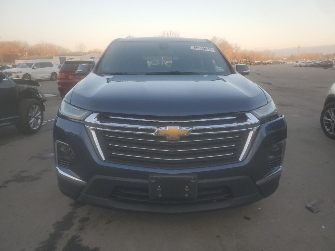 2022 CHEVROLET TRAVERSE LT VIN:1GNERGKW9NJ170209