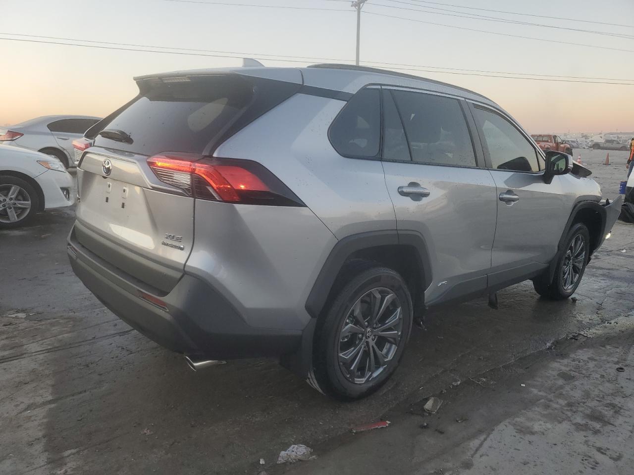 2024 TOYOTA RAV4 XLE PREMIUM VIN:4T3B6RFV7RU160707