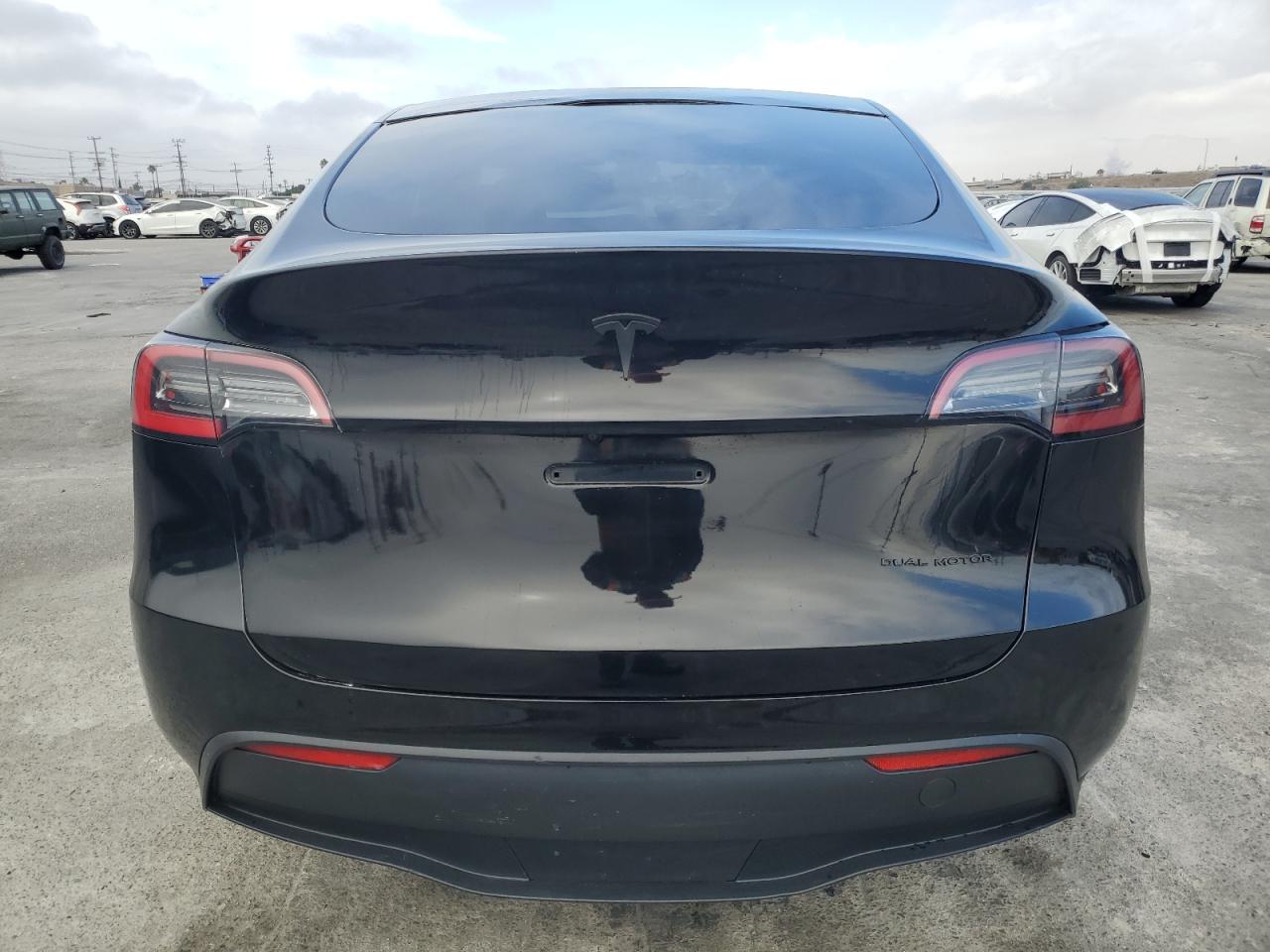 2023 TESLA MODEL Y  VIN:7SAYGDEE0PA026426
