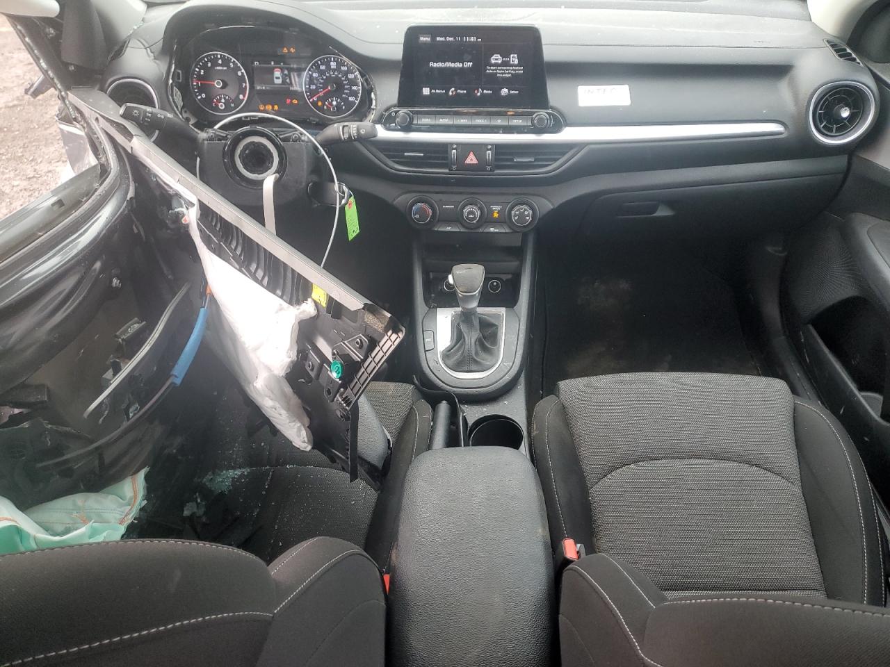 2022 KIA FORTE FE VIN:3KPF24AD1NE502365