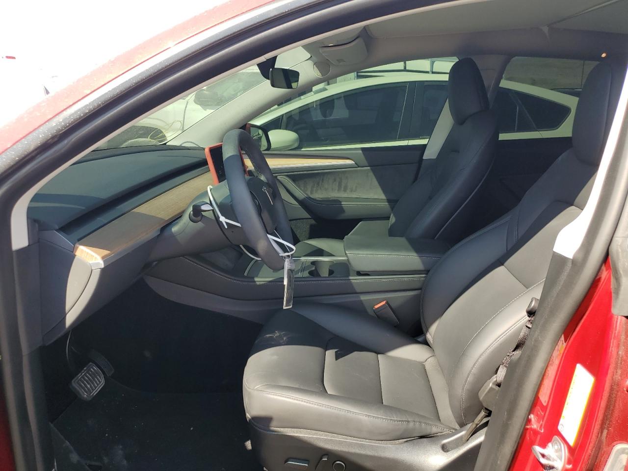 2024 TESLA MODEL Y  VIN:7SAYGDEE2RA256729