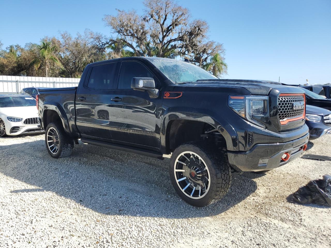 2023 GMC SIERRA K1500 AT4 VIN:1GTUUEEL3PZ246939