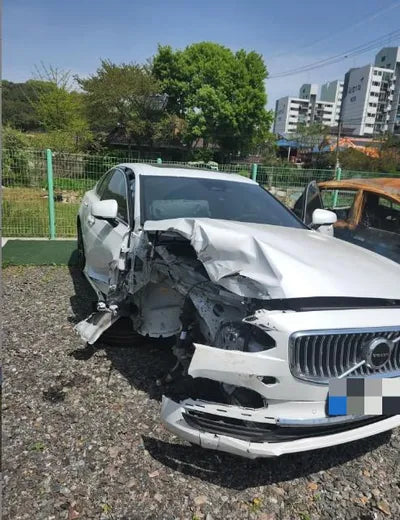 2022 Volvo S90 VIN: